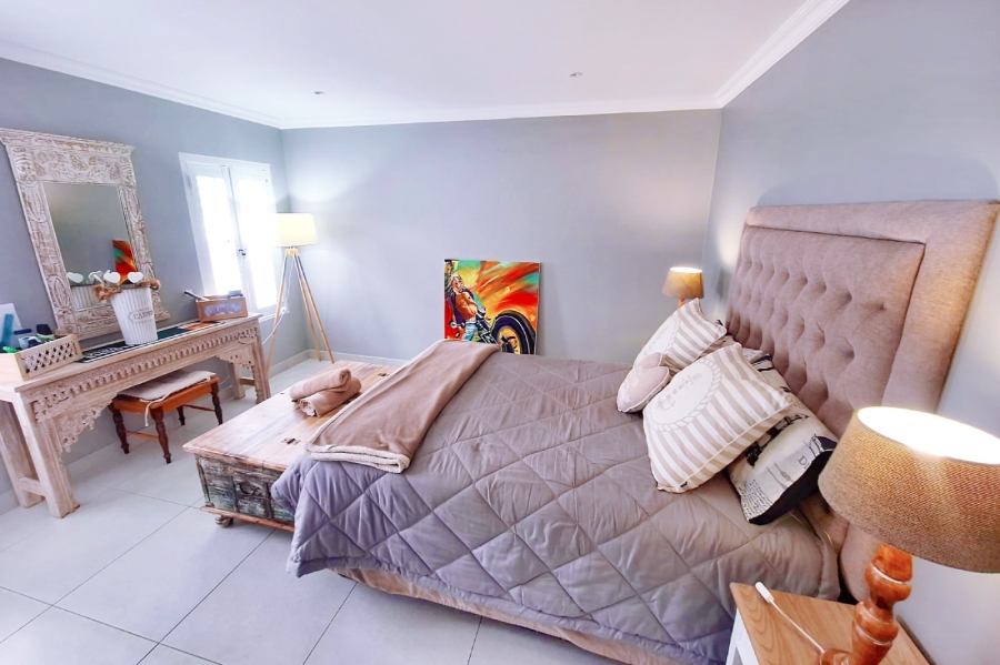 4 Bedroom Property for Sale in Marina Martinique Eastern Cape